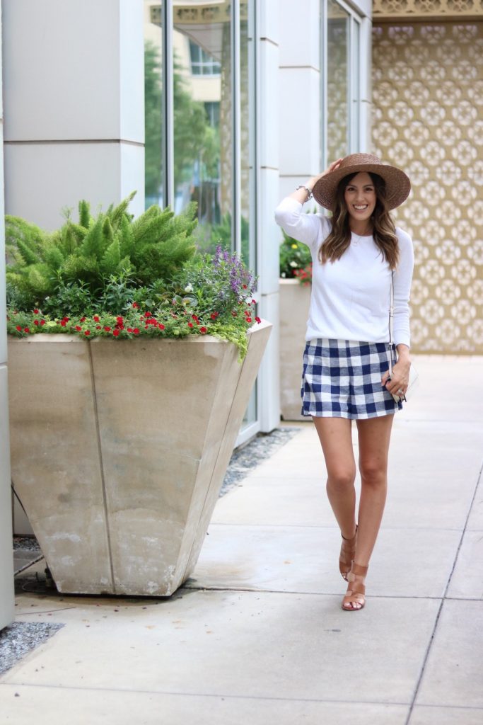 gingham shorts, how to wear gingham