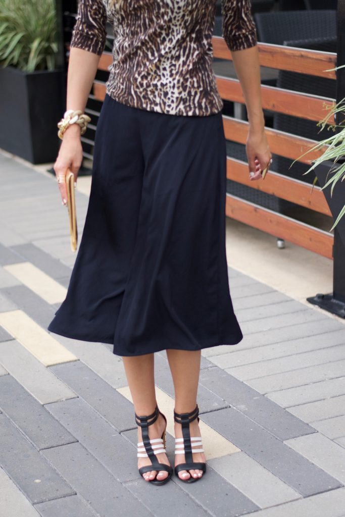 style the girl black culottes