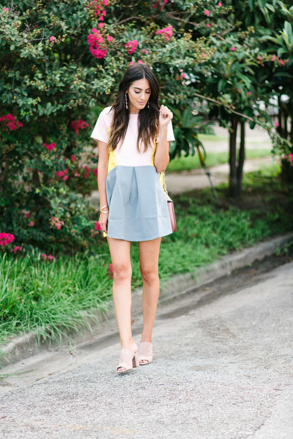 Minimalist Sleeveless Color Block Mini Dress main image 0