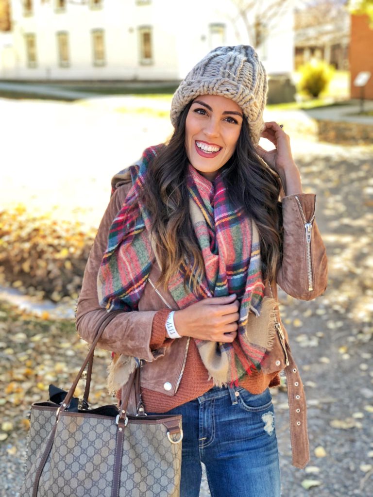 Style The Girl Flannel Scarf Fall Outfit in Utah