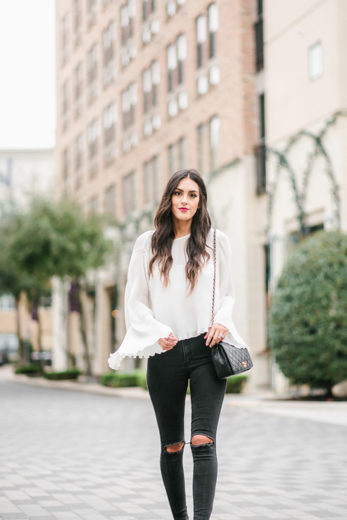 30 Stylish Outfit Ideas With Black Jeans White Shirt Black, 53% OFF
